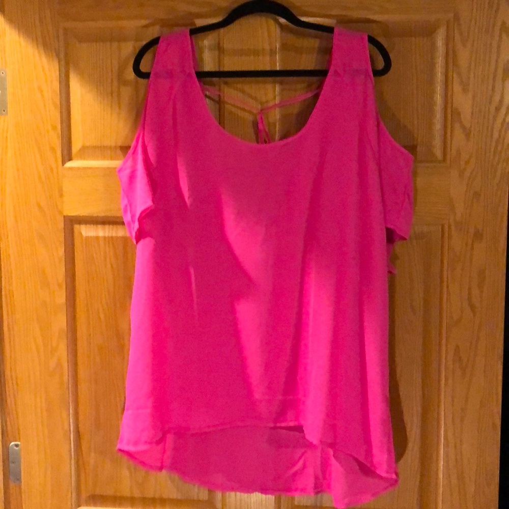 Cold shoulder top